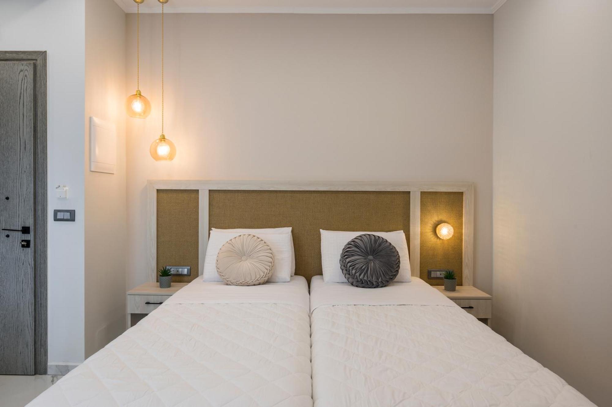 Alexia Seaview Apartments Kíssamos Eksteriør billede
