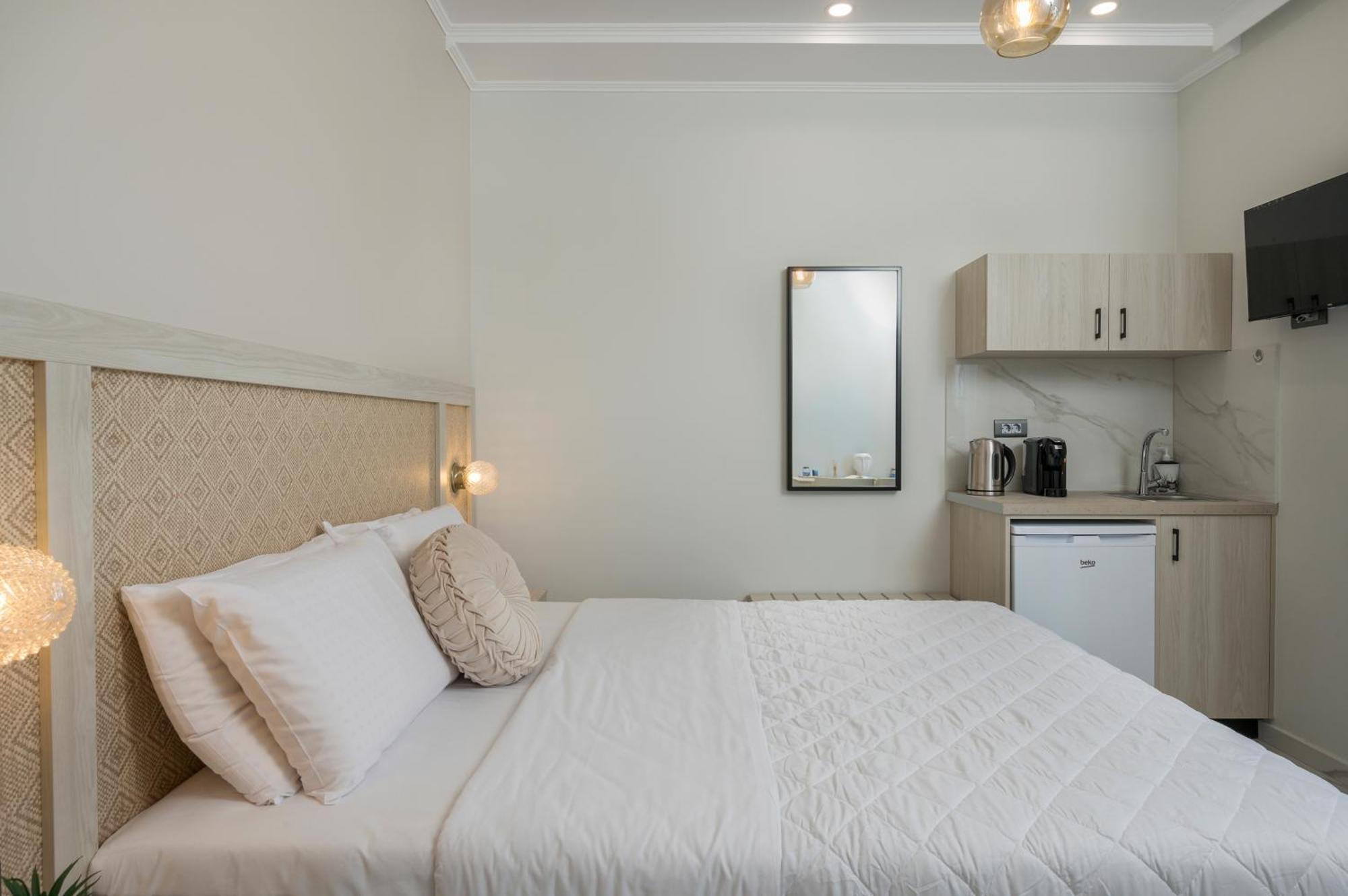 Alexia Seaview Apartments Kíssamos Eksteriør billede